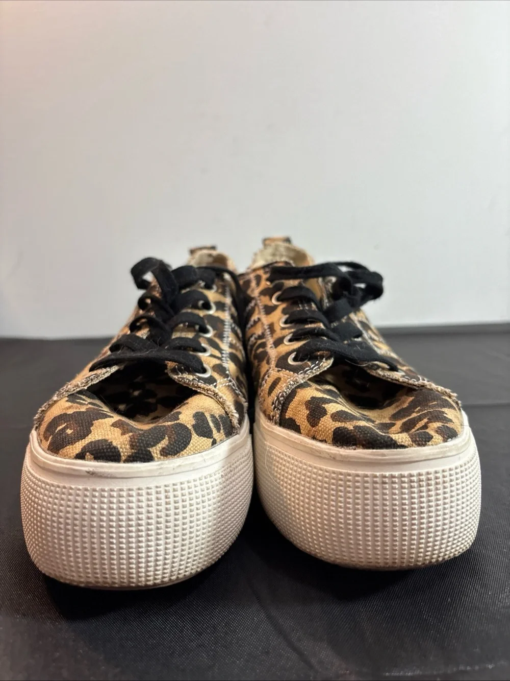 Jelly pop Women’s Leopard Print Casual Sneakers - Black & Tan 9/13